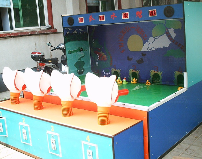 四人戏水鸭 四人戏水鸭