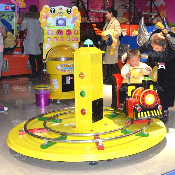 投币轨道小火车